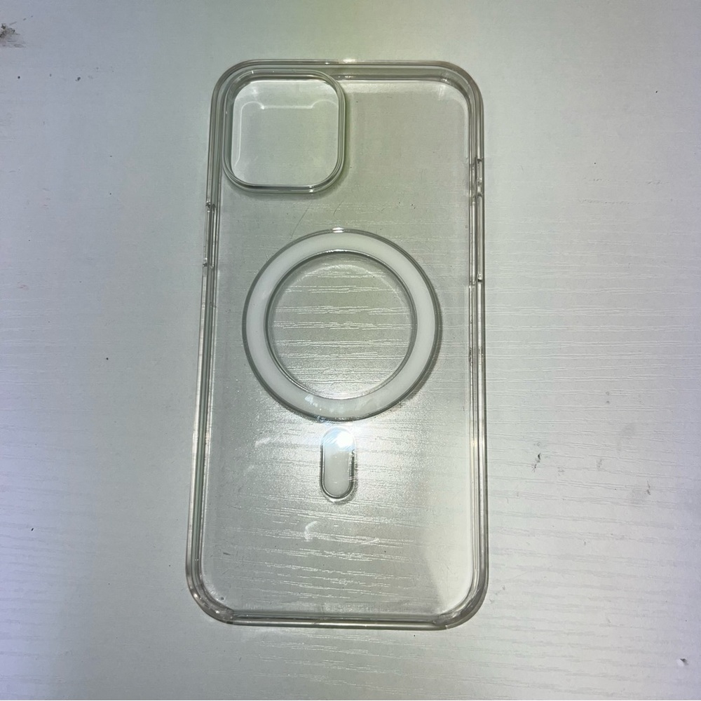 Apple Transparent Phone Case with MagSafe